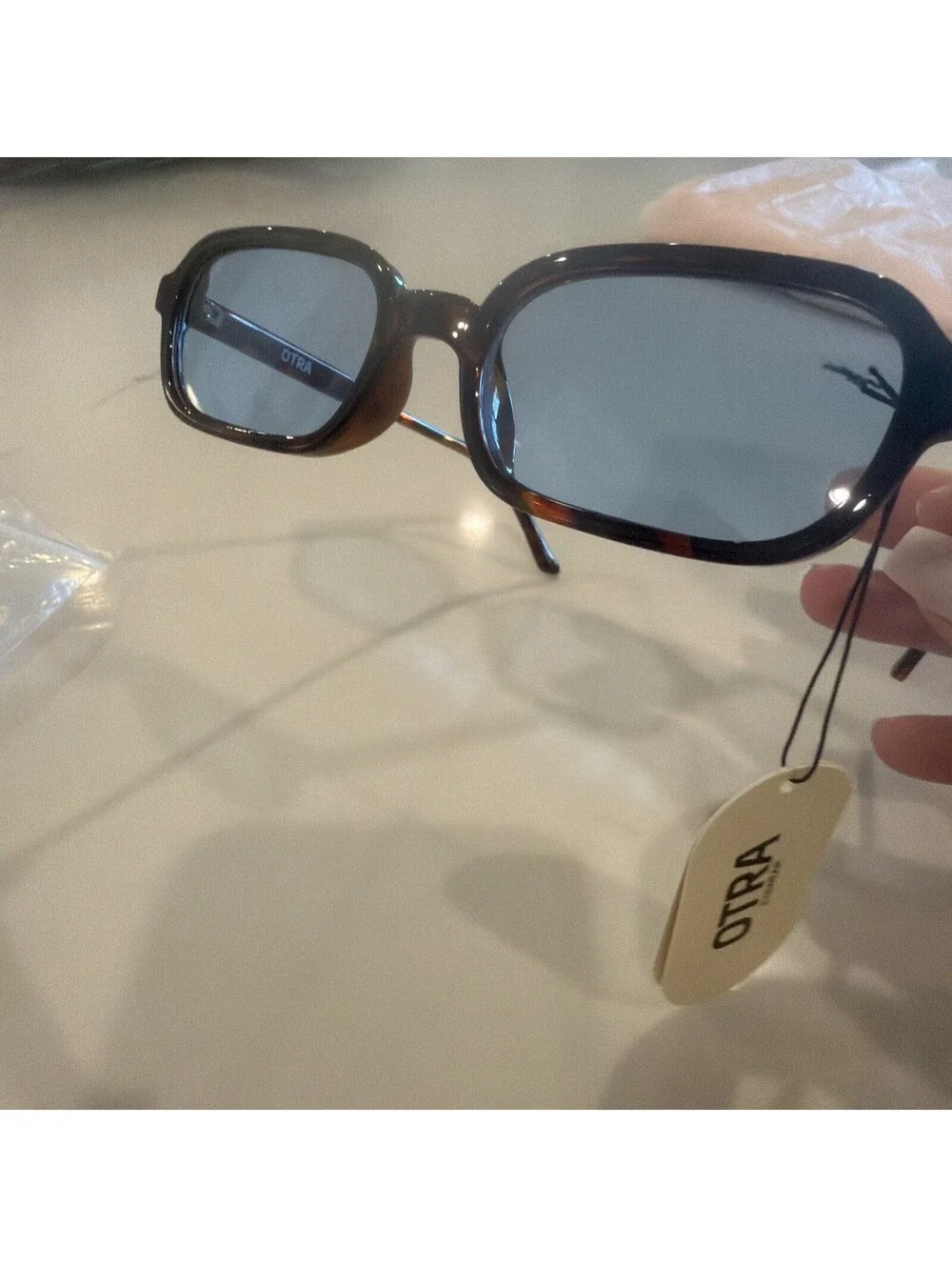 Otra Frankie Sunglasses In Tortoise/blue